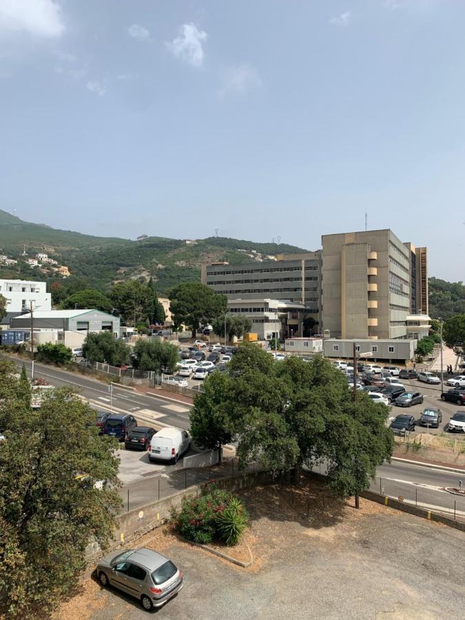 Superbe Studio, Avec Parking Sur Place Gratuit Bastia  Ngoại thất bức ảnh