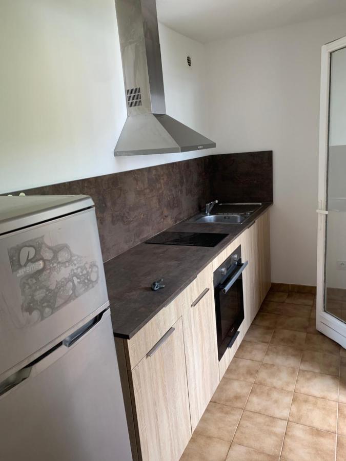 Superbe Studio, Avec Parking Sur Place Gratuit Bastia  Ngoại thất bức ảnh
