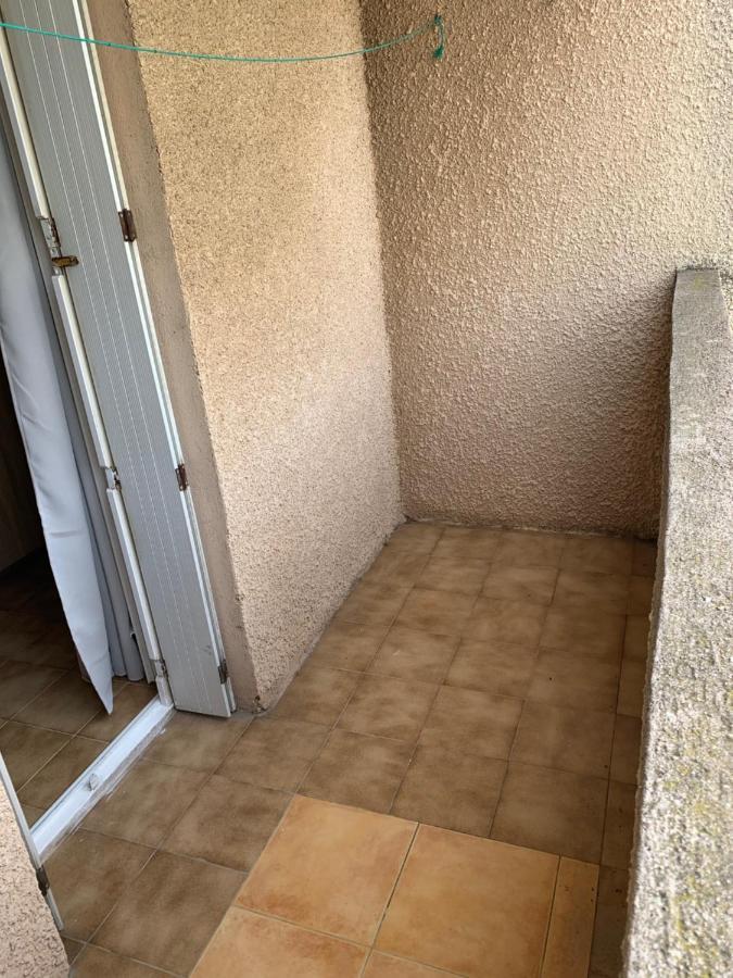 Superbe Studio, Avec Parking Sur Place Gratuit Bastia  Ngoại thất bức ảnh